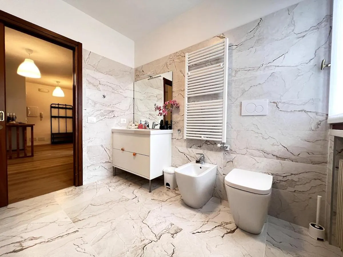 Central Comfort 5 Min Walk To Downtown Bassano Bassano del Grappa 0*,